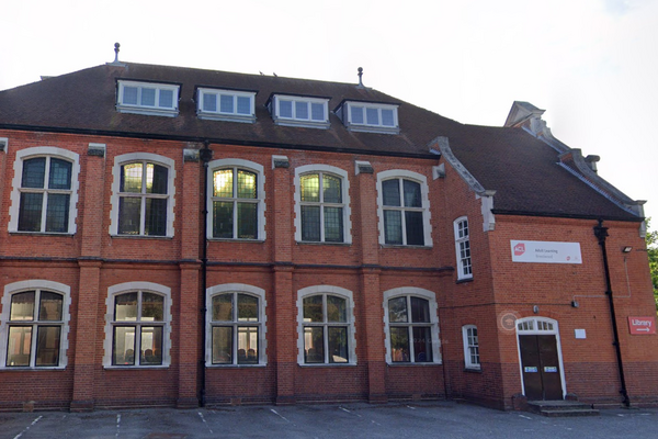 Bishops Hill ACL Centre